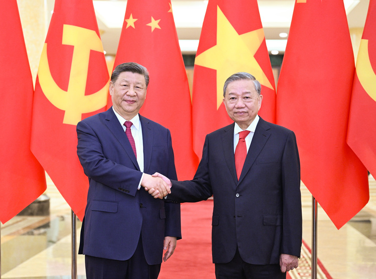 Vietnam Komünist Partisi Merkez Komitesi Genel Sekreteri To Lam