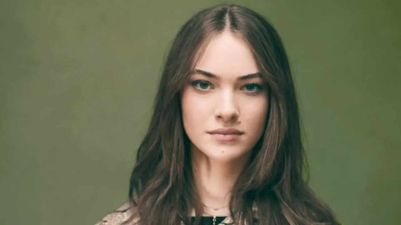Leyla Smyrna Cabas