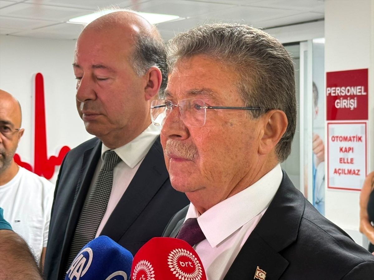 Ünal Üstel