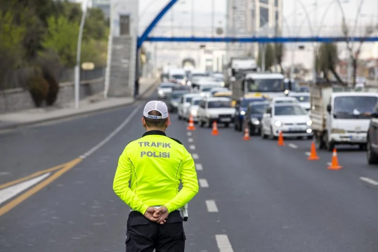 Ankara'da yarın bazı yollar trafiğe kapalı olacak