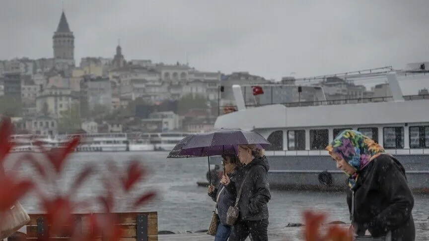 Balkanlardan geldi, 4 gün sürecek: İstanbul’da bugün hava yağışlı ve serin