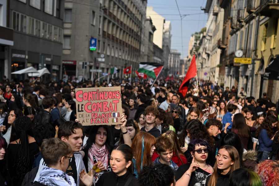 İtalya, protestolara karşı kente asker indirecek
