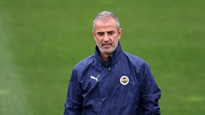 Fenerbahçe'de iki futbolcunun bileti kesiliyor!