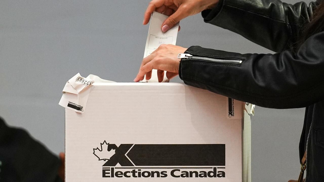 Kanada’nın petrol zengini Alberta eyaleti sandığa gidiyor