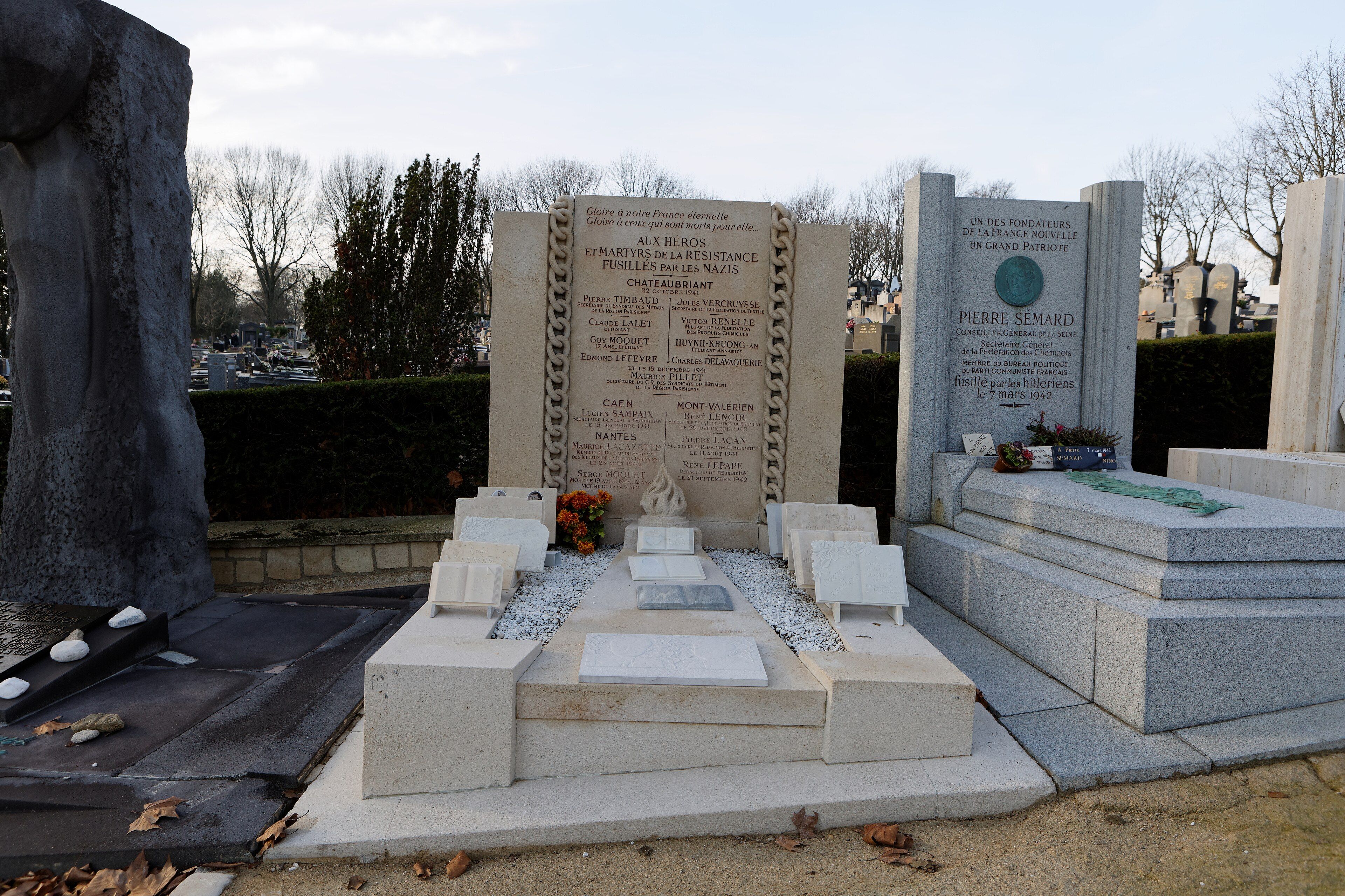 Père Lachaise Division 97 Timbaud 01