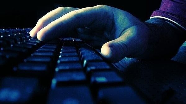 Dünyada siber alarm: Milyonlarca saldırı girişimi, internet siteleri kapatıldı