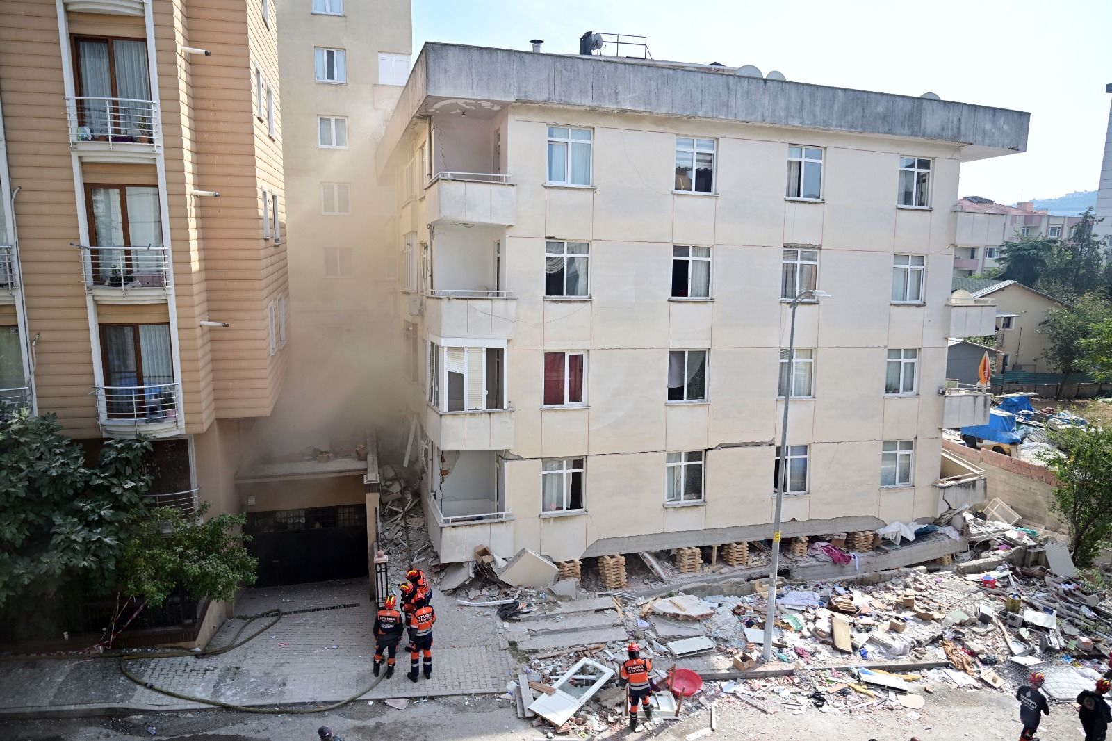 Maltepe’de çöken binayla ilgili gerçek ortaya çıktı