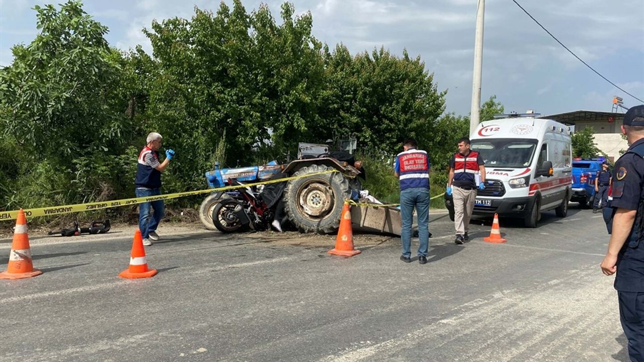 Aydın'da feci kaza; traktörle motosiklet çarpıştı 3 kişi hayatını kaybetti