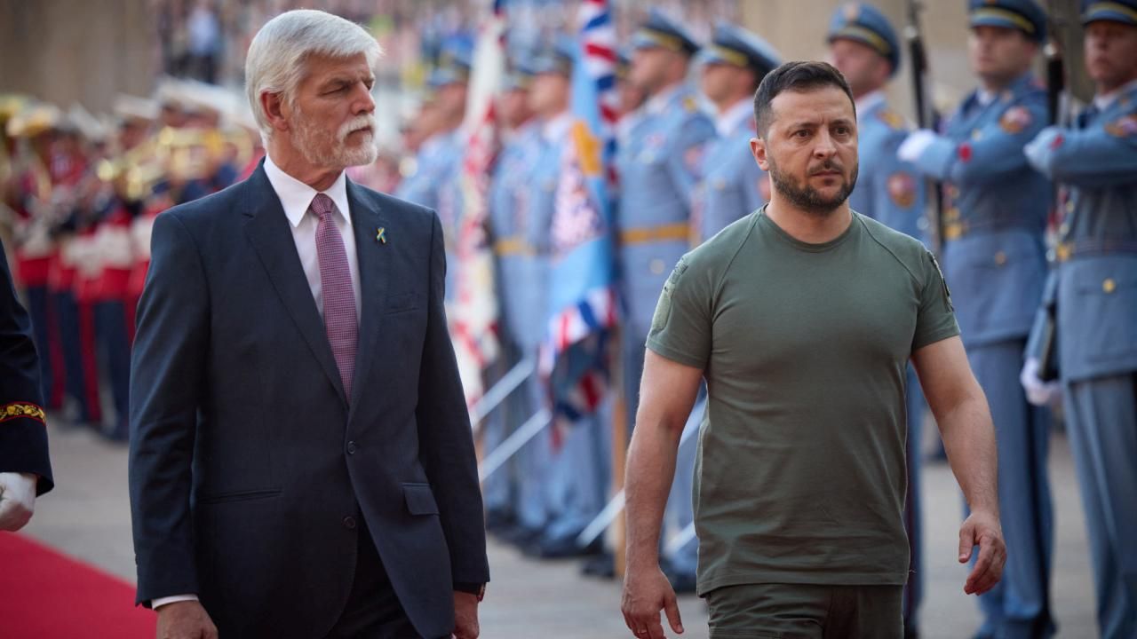 Zelenskiy: Olası bir ateşkes en az 30 gün sürmeli