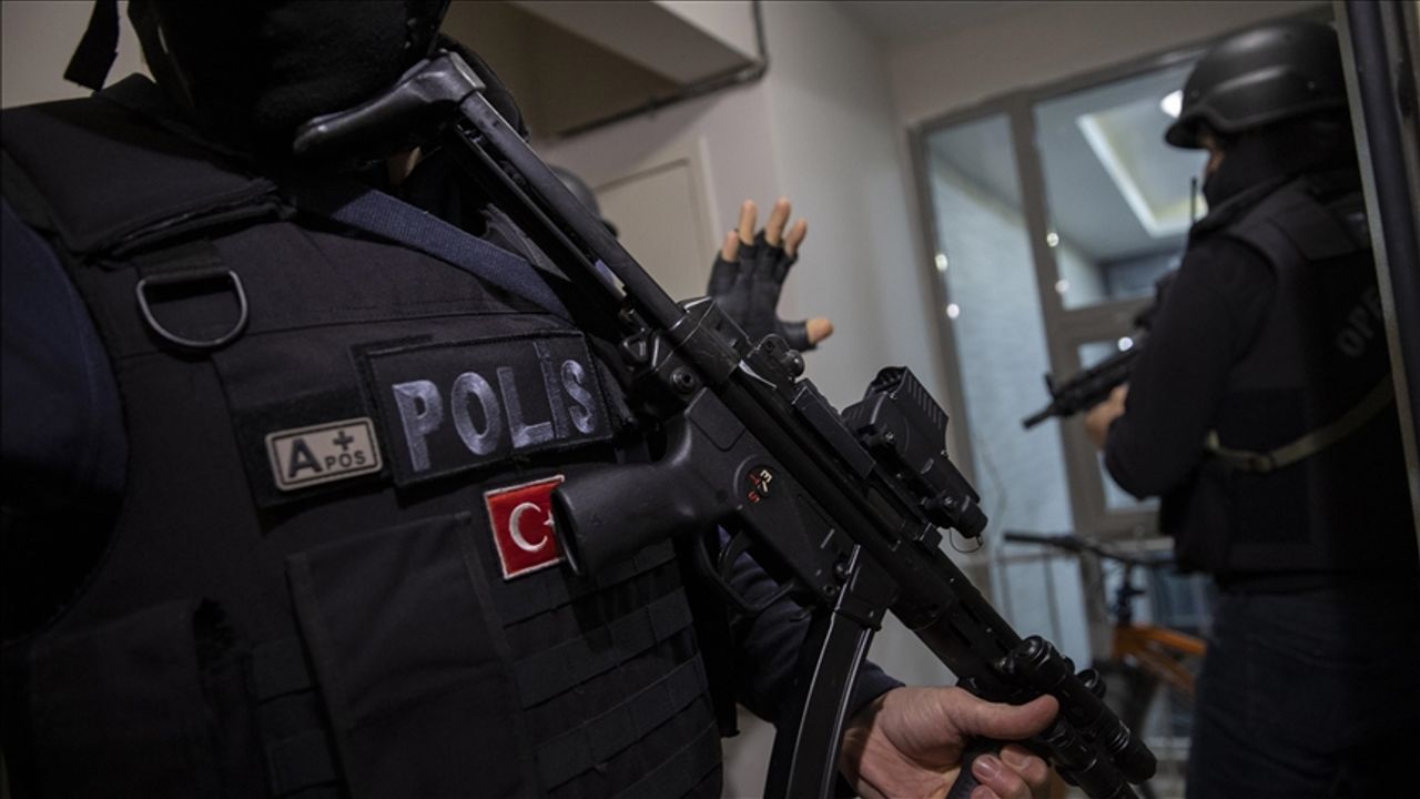 Organize suç örgütlerine operasyon: 71 gözaltı