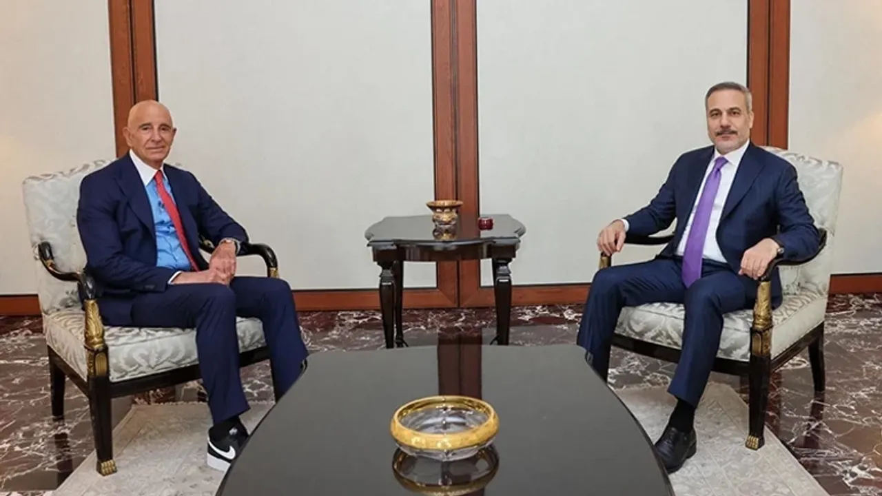 Hakan Fidan Tom Barrack ile bir araya geldi