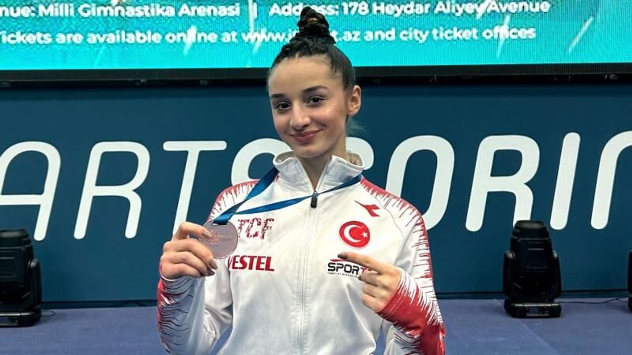 Sevgi Seda Kayışoğlu bronz madalya kazandı