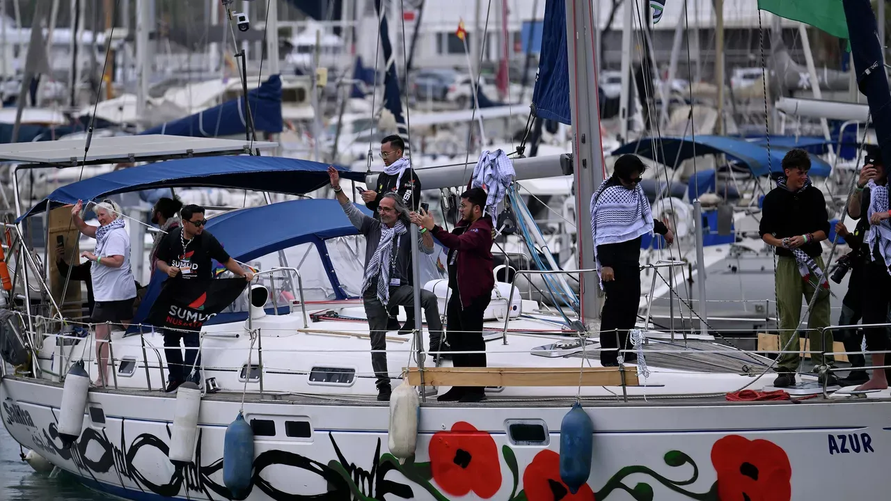 Küresel Sumud Filosu İtalya'ya ulaştı: Gazze'ye ikinci yolculuk başladı