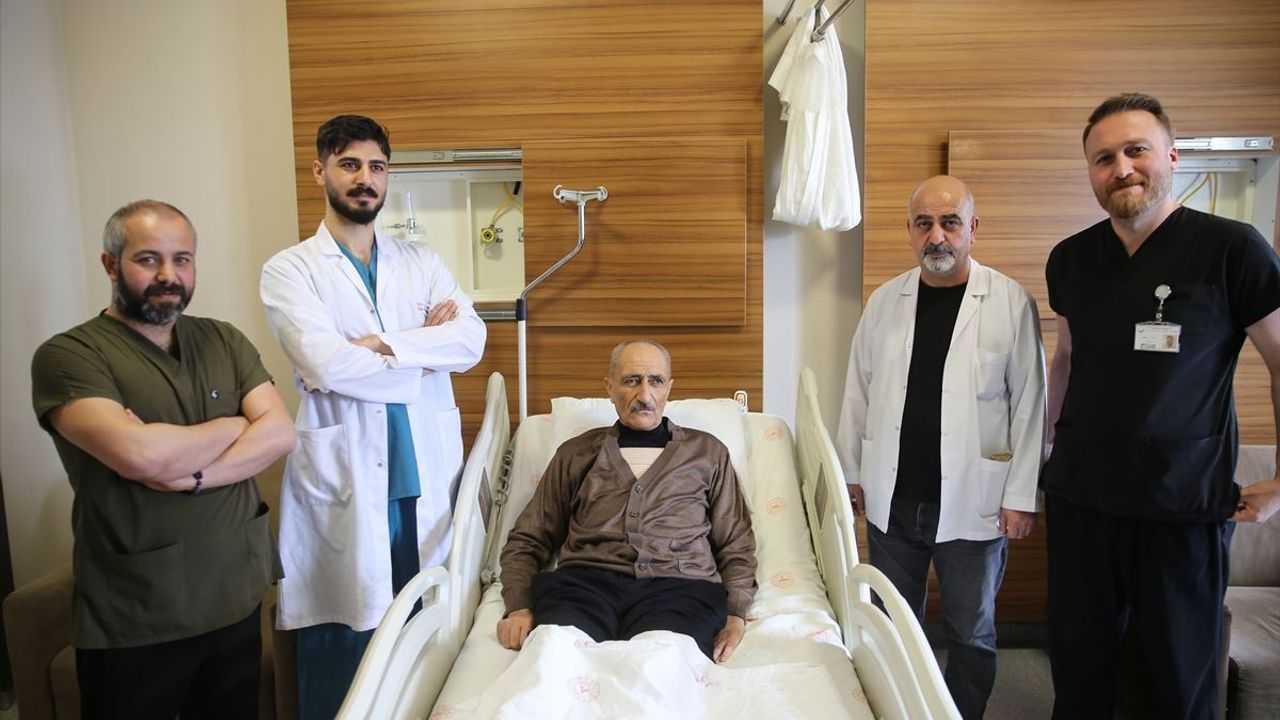 25 dakika kalbi durdu, kalp masajıyla hayata tutundu