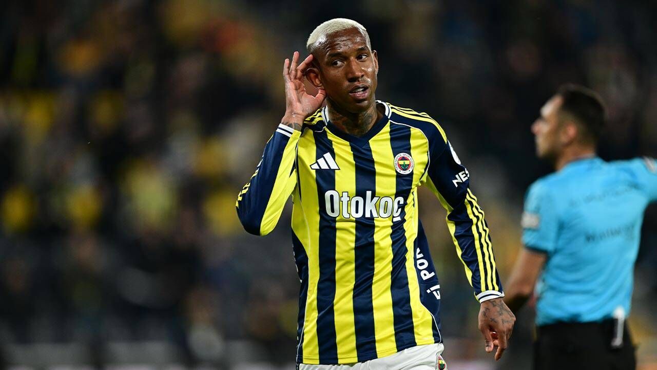 Talisca şov yaptı: Fenerbahçe Başakşehir’i 3-1 mağlup etti