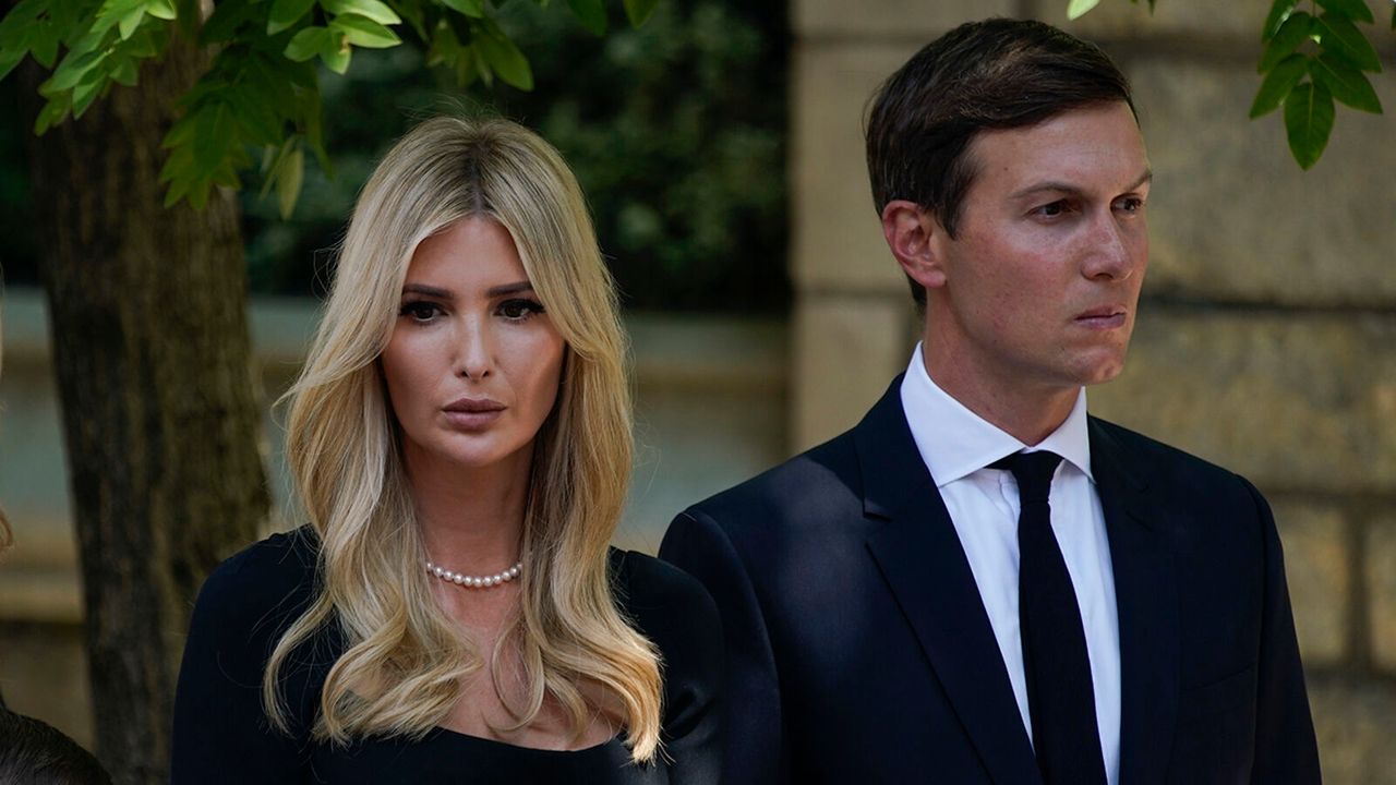 Arnavutluk'ta halk kazandı: Trump ailesinin milyar dolarlık 