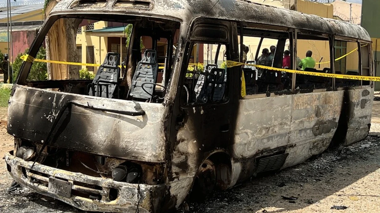 Nijer’de havalimanına saldırı: 22’si saldırgan 35 kişi öldü