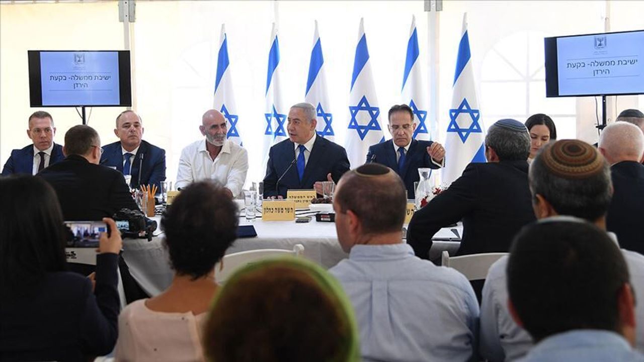 İsrail'de kritik saatler: Netanyahu kabineyi topluyor