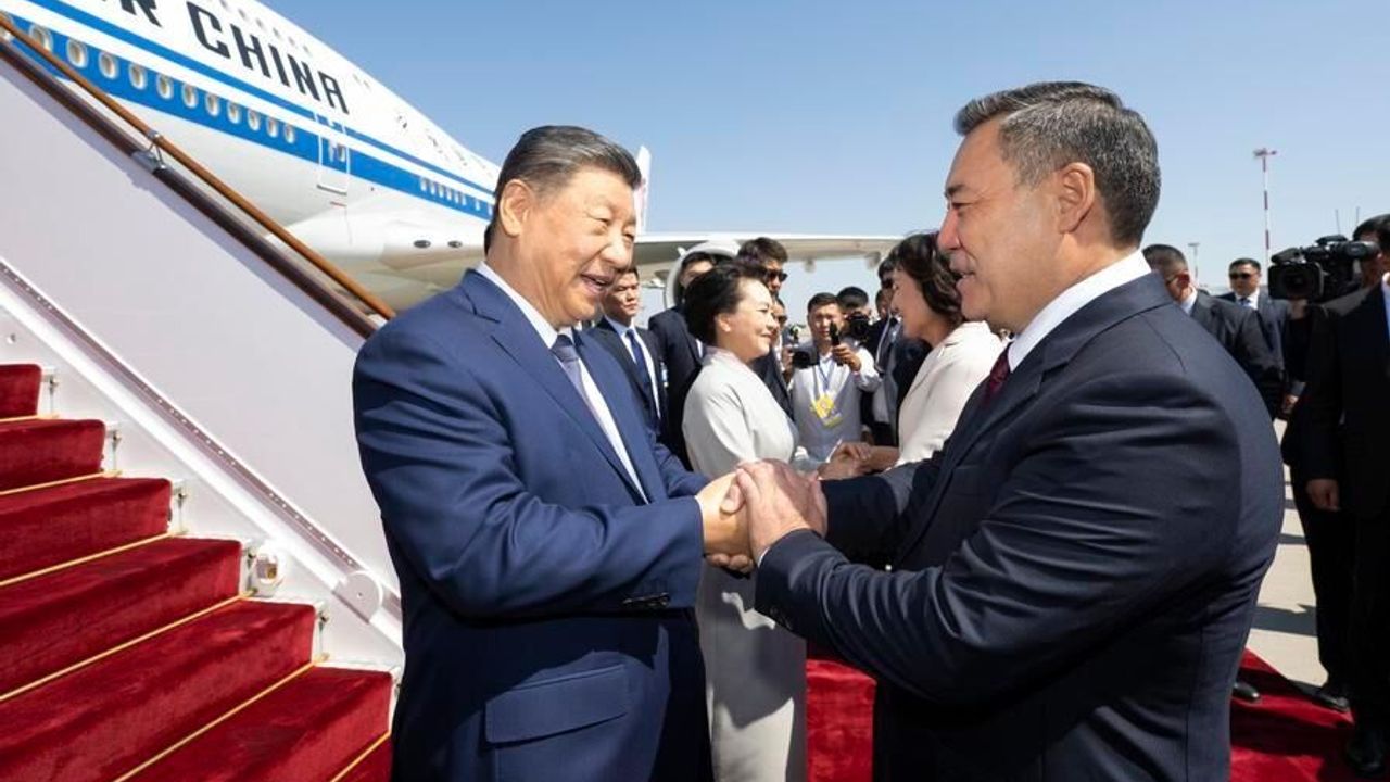 Xi Jinping: Çin, Kırgızistan ilişkileri altın dönemi yaşıyor