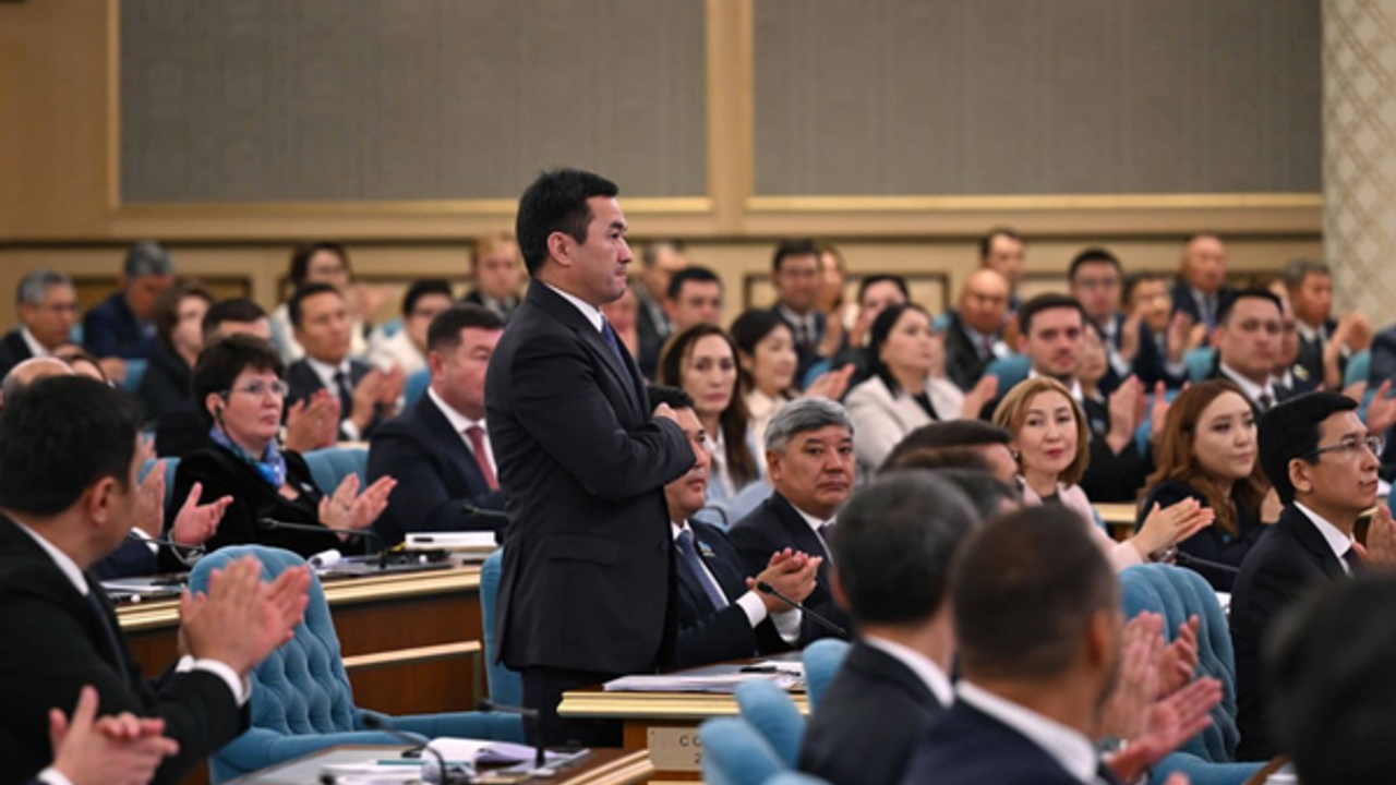 Kazakistan’da yeni parlamento başkanı Aybek Dadebay