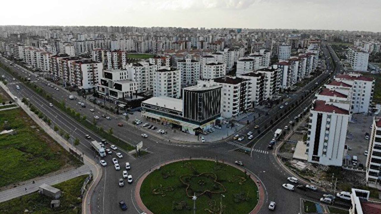 Türkiye’nin en kalabalık mahallesi belli oldu: Bağ…