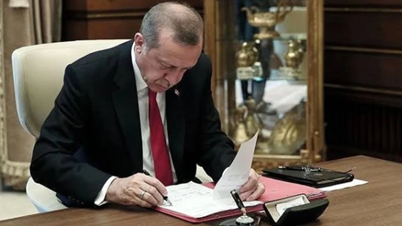 Erdoğan imzaladı: Vize muafiyeti kararı Resmi Gazete'de!