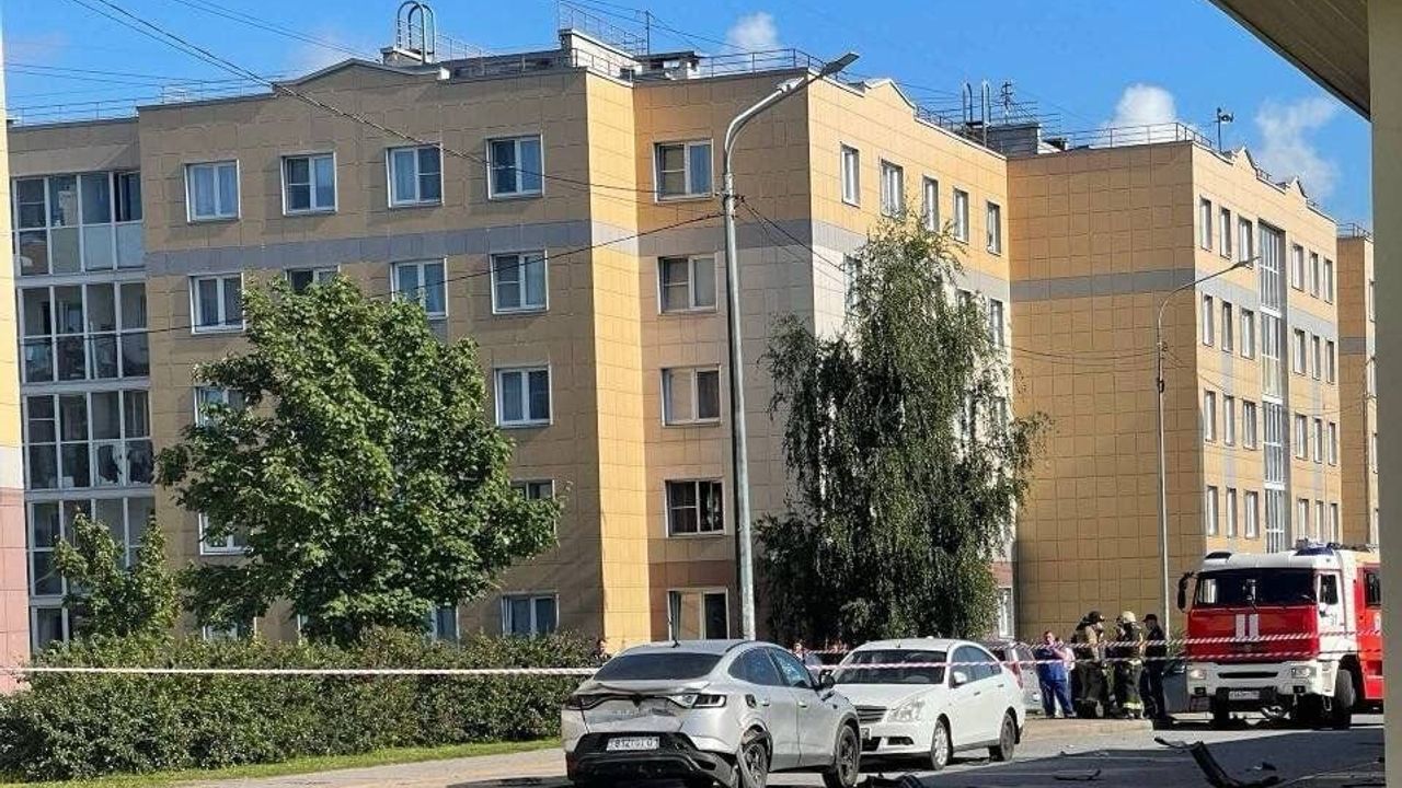 St. Petersburg'da Rus yarbayın aracında patlama: 1 ölü, 1 ağır yaralı