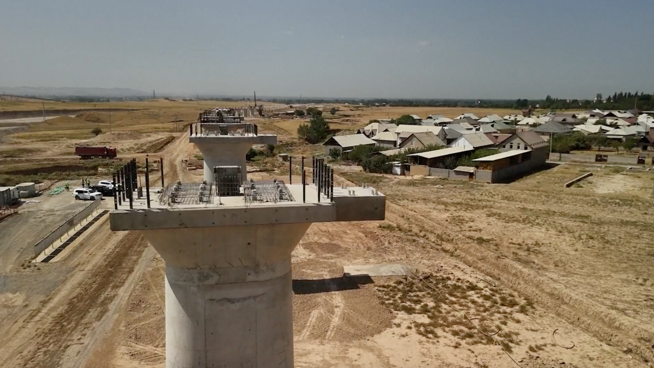 Xinjiang merkez oluyor: Çin’in kuzey, orta ve güney Asya ticaret yollarını birleştiren yeni lojistik kavşak
