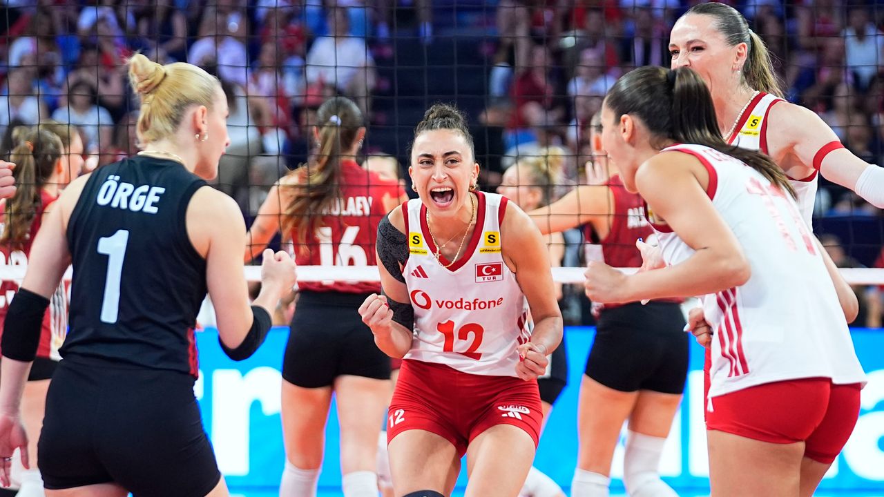 Filenin Sultanları Almanya'yı 3-1 yenerek yarı finale yükseldi