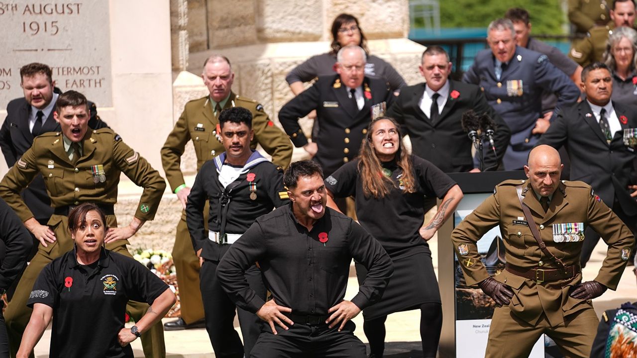 Yeni Zelanda askerlerinden Çanakkale'de 'Haka dansı'