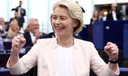 Çin Başbakanı Li'den AB Komisyonu Başkanı Ursula von der Leyen'e tebrik