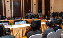 Wang: Çin-ASEAN iş birliğinde verimli neticeler elde edildi