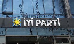 İYİ Parti'de il başkanı ve 7 yönetim kurulu üyesi istifa etti