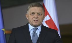 Slovakya'da silahlı saldırıya uğrayan Başbakan Fico görevine döndü