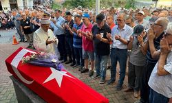 Tarihçi Necdet Sakaoğlu, son yolculuğuna uğurlandı