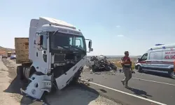 Kızlarının düğününe giderken kaza yaptılar: 4 ölü