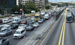 Bahçelievler ve Avcılar'da D-100 kara yolundaki çalışmalar trafiği aksattı