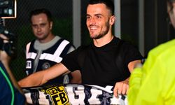 Filip Kostic, İstanbul'a geldi