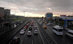 İstanbul'da haftanın ilk iş günü yağmur trafiği