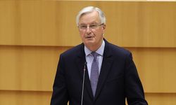 Fransa'da yeni dönem: Michel Barnier başbakanlık görevine başladı