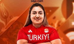 Milli sporcu Sibel Çam, halterde bronz madalya kazandı