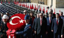 Devlet erkanı Anıtkabir'de... Erdoğan: Vatanımızı korumak için her türlü tedbiri alıyoruz