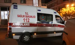 Küçükçekmece'de çıkan silahlı kavga: Yoldan geçen genç vurularak ağır yaralandı