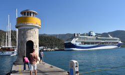 Marmaris kruvaziyer turizmiyle canlandı: Çoğu İngiliz 1847 yolcu ilçeye ayak bastı