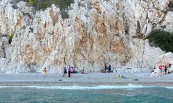 Antalya'da kayalıklardan düşen Alman turist hayatını kaybetti