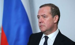 Medvedev: Rusya nükleer silah kullanmak istemiyor