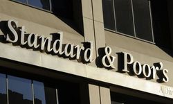 S&P, Türkiye'nin kredi notunu yükseltti