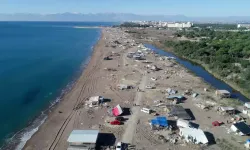 Yılan hikayesine dönen çardaklar yıkıldı