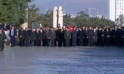 Büyük Önder Atatürk'ü anıyoruz... Devlet erkanı, Anıtkabir'de Ata'nın huzuruna çıktı