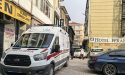 Kaldığı otel odasında ölü bulundu